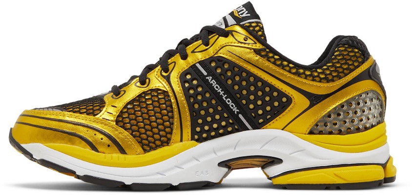 索康尼 ProGrid Triumph 4 '柠檬铬' S70704-1 Lookbook 索康尼 ProGrid Triumph 4 '柠檬铬' S70704-1