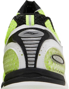 Saucony ProGrid Triumph 4 'Kuning Perak' S70704-6 Sizing Saucony ProGrid Triumph 4 'Kuning Perak' S70704-6