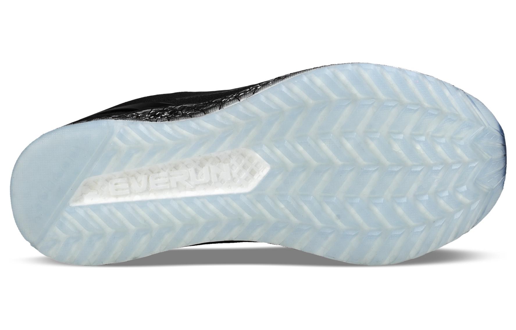 Shop サッカニー ランニングシューズ 黒 (ローカット) S20355-1