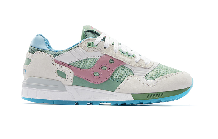 Lookbook Saucony Shadow 5000 'Galapagos - Burung Albatros Kaki Biru' S70743-1