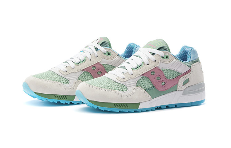 Shop Saucony Shadow 5000 'Galapagos - Burung Albatros Kaki Biru' S70743-1