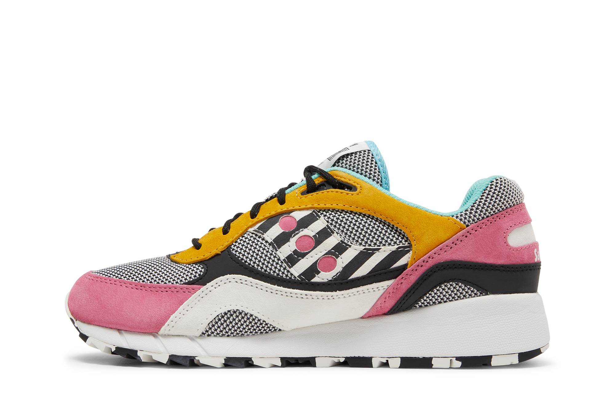 Lookbook サッカニー シャドウ6000 "リコリス" S70588-1