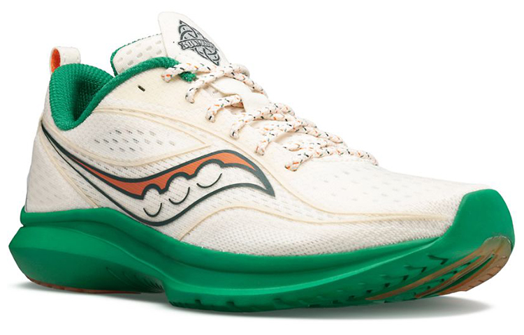 Lookbook Saucony Shamrock Kinvara 13 'Irish Cream Hijau' S20723-17