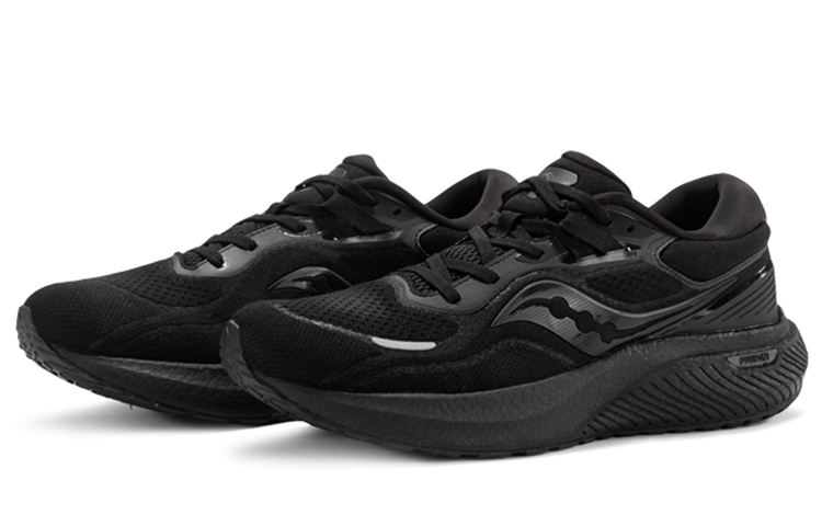 Lookbook Saucony Surge ''Schwarzer Komfort'' S28179-4