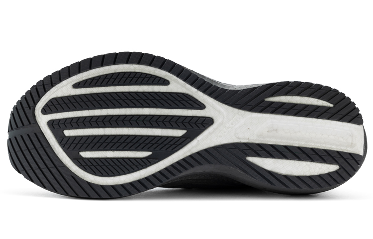 Purchase Saucony Triumph 20 ''Asfalt'' S20759-101