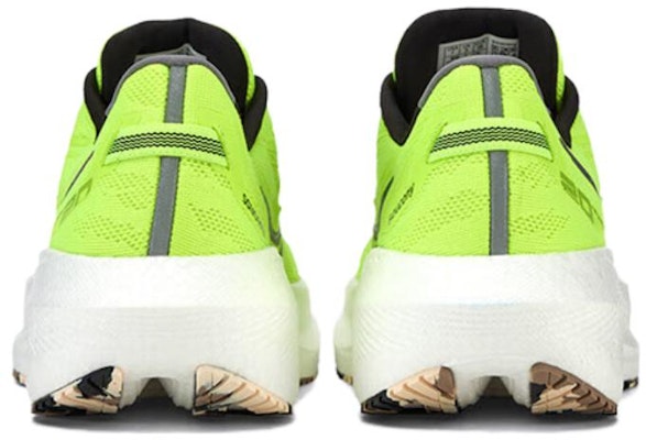 Saucony Triumph 20 防滑耐磨 低筒 跑步鞋 男女款 白綠 Shop Saucony Triumph 20 防滑耐磨 低筒 跑步鞋 男女款 白綠