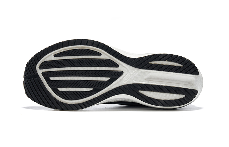 Details for Saucony Triumph 21 ''Zwart Wit'' S20881-10