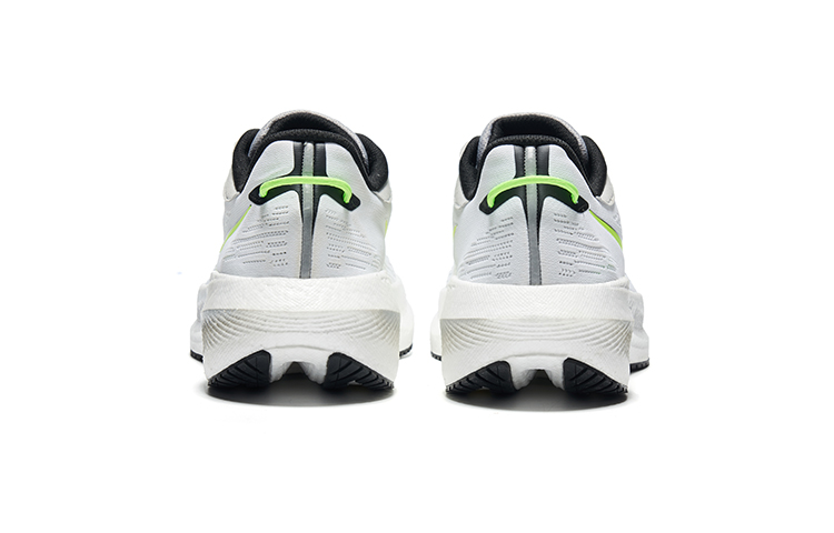 Purchase Saucony Triumph 21 'White Slime' Sepatu Olahraga Putih Slime S20881-75