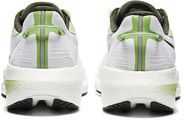Saucony Triumph 21 勝利 21 防滑耐磨 低筒 跑步鞋 男款 白綠色 Shop Saucony Triumph 21 勝利 21 防滑耐磨 低筒 跑步鞋 男款 白綠色