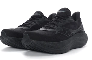 Shop Saucony Triumph 23 ''全黑'' 運動鞋 S21023-201