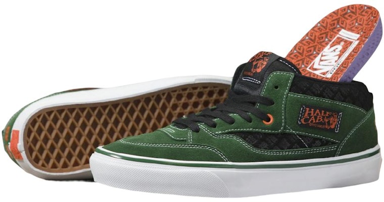科幻幻想 x Vans 滑板 Half Cab '92 VCU '90s数码科技' VN0A4BW9GRN Lookbook 科幻幻想 x Vans 滑板 Half Cab '92 VCU '90s数码科技' VN0A4BW9GRN