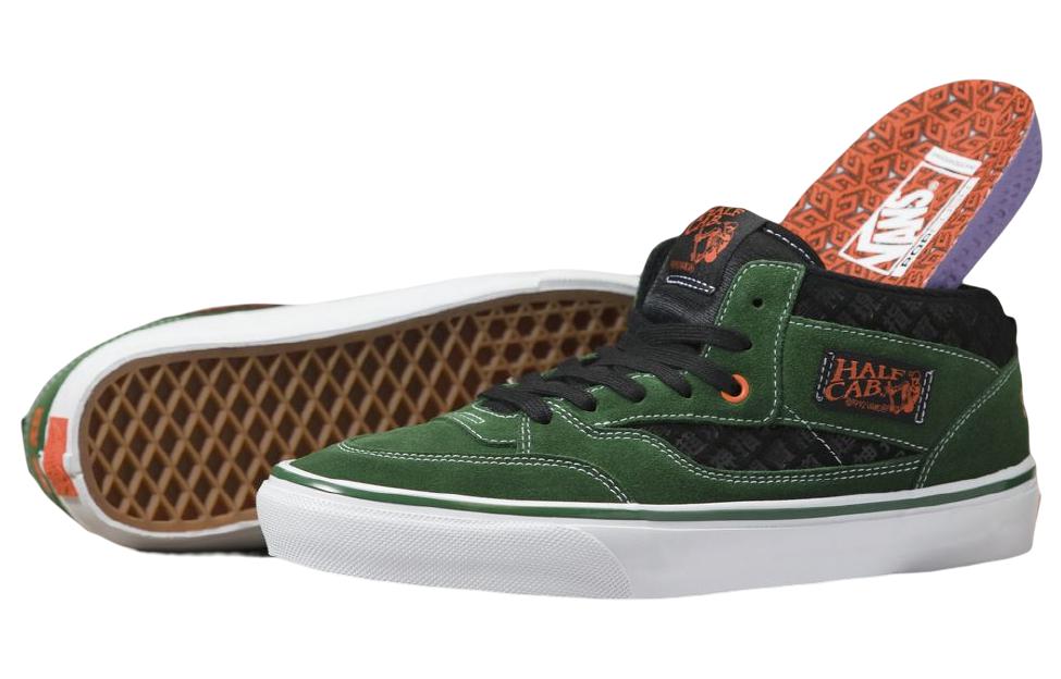 Shop 科幻奇幻 x Vans Skate Half Cab '92 VCU '90s 數位科技' VN0A4BW9GRN