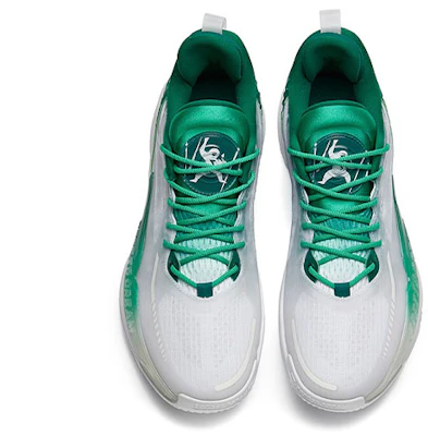 安踏 x 白绿尖叫光骑兵3 112221608S-1 Lookbook 安踏 x 白绿尖叫光骑兵3 112221608S-1