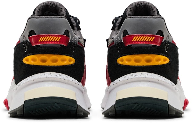 Scuderia Ferrari x Puma Wild Rider 'Black Rosso Corsa' 306937-01 Details for Scuderia Ferrari x Puma Wild Rider 'Black Rosso Corsa' 306937-01