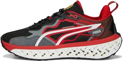 Scuderia Ferrari x Puma XETIC Sculpt 'Black Rosso Corsa' 307579-01 Scuderia Ferrari x Puma XETIC Sculpt 'Black Rosso Corsa' 307579-01