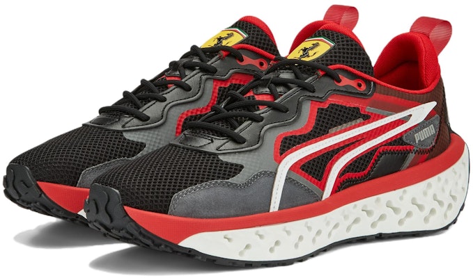 スクーデリア・フェラーリ プーマ XETIC スカルプト 黒赤 307579-01 Lookbook スクーデリア・フェラーリ プーマ XETIC スカルプト 黒赤 307579-01