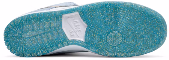 Sean Cliver x Nike SB Dunk Low 'Edisi Khas Perayaan' DC9936-100 Shop Sean Cliver x Nike SB Dunk Low 'Edisi Khas Perayaan' DC9936-100