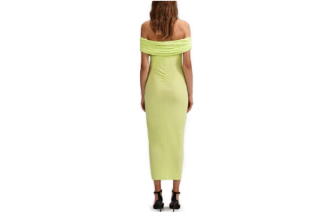 Lookbook Self-Portrait 綠色無袖露肩長洋裝。 SWF342Y11000