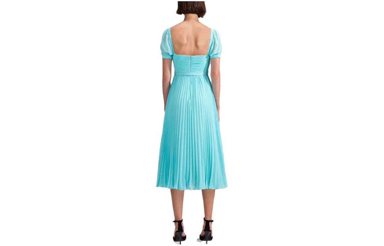 Lookbook Vestido Azul Niebla Self-Portrait Escote Cuadrado y Manga Corta con Recortes SWF342Y21800