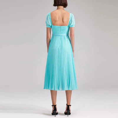 Vestido Azul Niebla Self-Portrait Escote Cuadrado y Manga Corta con Recortes SWF342Y21800 Details for Vestido Azul Niebla Self-Portrait Escote Cuadrado y Manga Corta con Recortes SWF342Y21800