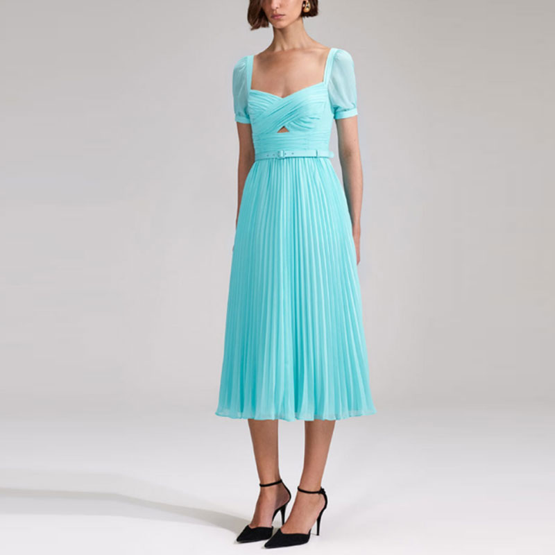 Sizing Vestido Azul Niebla Self-Portrait Escote Cuadrado y Manga Corta con Recortes SWF342Y21800