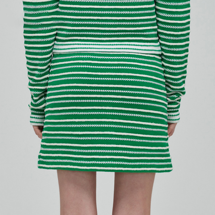 Details for Minifalda Verde con Diseño a Rayas Self-Portrait SS22 SWF332M08200