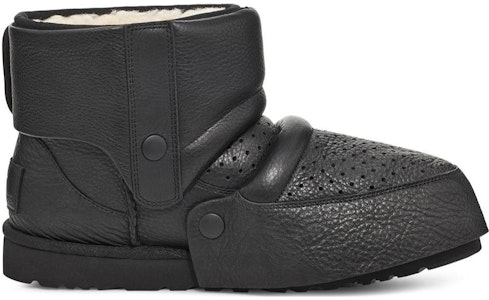 Shayne Oliver x UGG 黑色战靴腕甲鞋 1144250-BLK Order Shayne Oliver x UGG 黑色战靴腕甲鞋 1144250-BLK