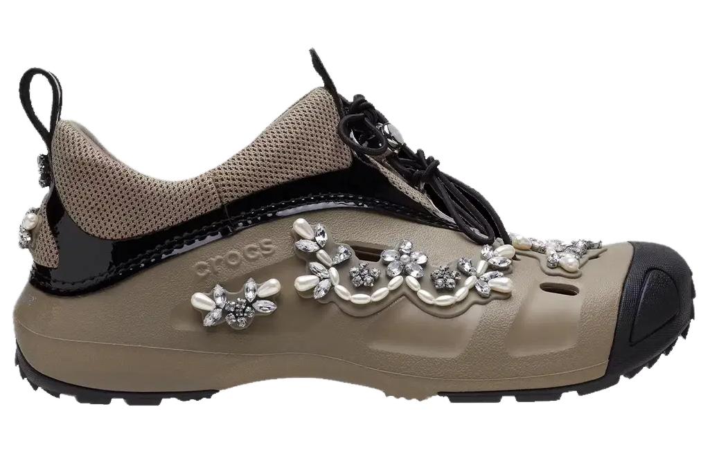 Lookbook Simone Rocha x Crocs Quick Trail Low ''Khaki'' Schuhe 209635-260