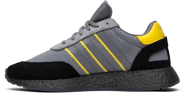 사이즈? x 아디다스 i-5923 '맨체스터 샤워' B75811 Lookbook 사이즈? x 아디다스 i-5923 '맨체스터 샤워' B75811