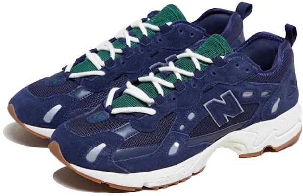 size? x New Balance 827 'Aster Florists - 藍色' ML827ZS2 Lookbook size? x New Balance 827 'Aster Florists - 藍色' ML827ZS2