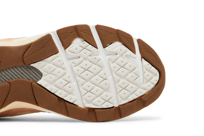 size? x New Balance 990v3 Made in USA 'Keepin' it Running'M990SZ3