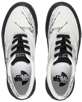 (Women) Li-Ning Skateboarding Low x Star Wars 'Creamwhite Black' AGCS202-2 Lookbook (Women) Li-Ning Skateboarding Low x Star Wars 'Creamwhite Black' AGCS202-2
