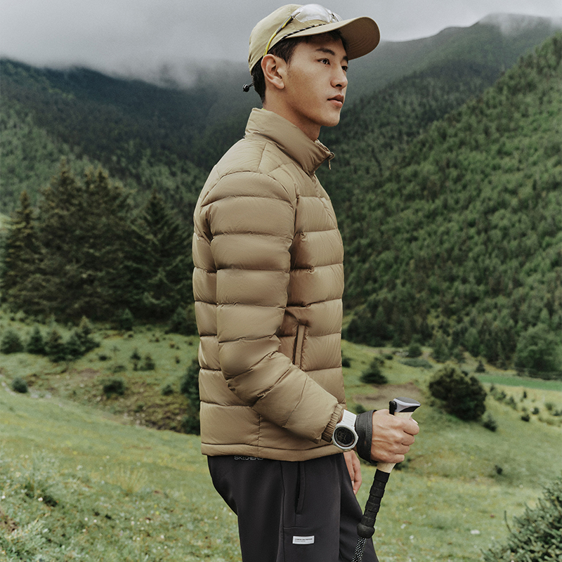 Cheap Chaqueta Rompevientos Impermeable Marrón Skechers para Senderismo y Actividades Outdoor. L424M144-05GB