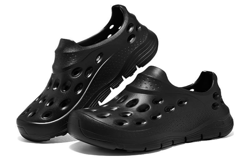 Lookbook Skechers Arch Fit Go Foam 1 Slip-on 'Hitam' 243240-BBK