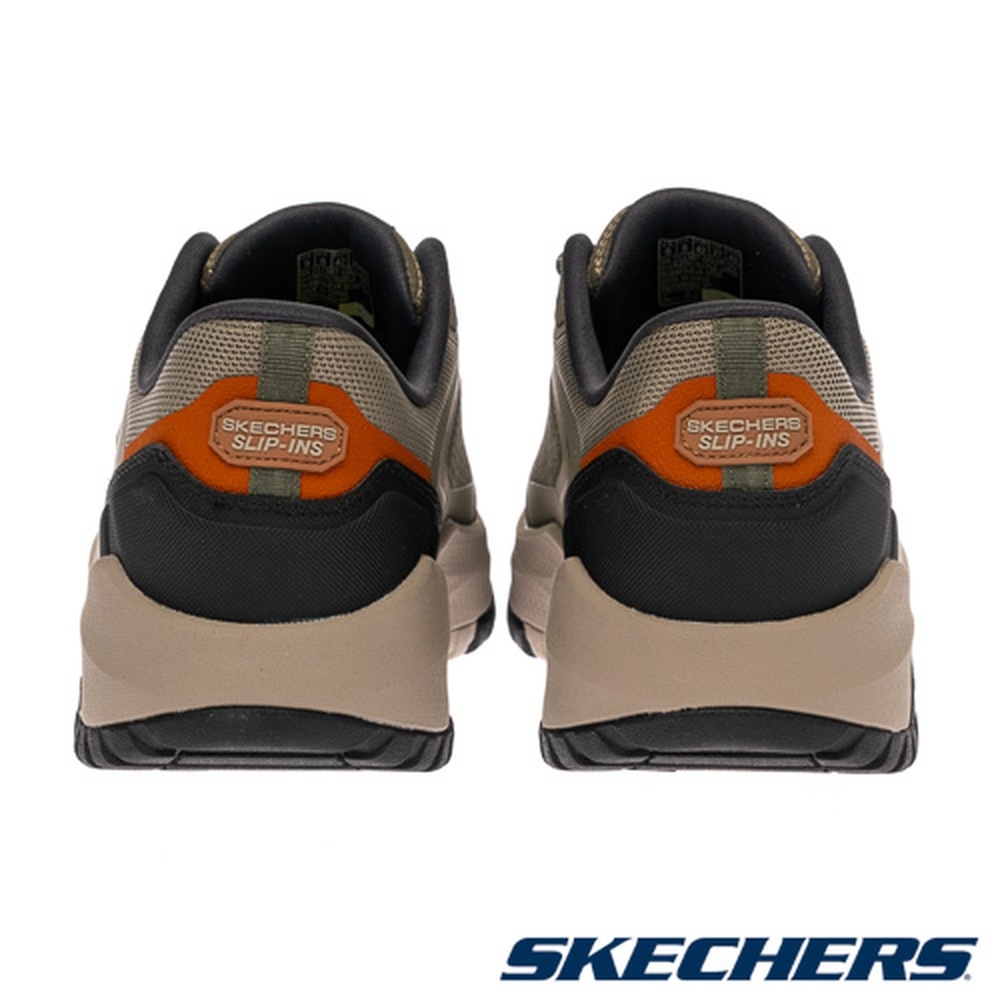 Shop Skechers Badger 防水休閒鞋 211367OLV