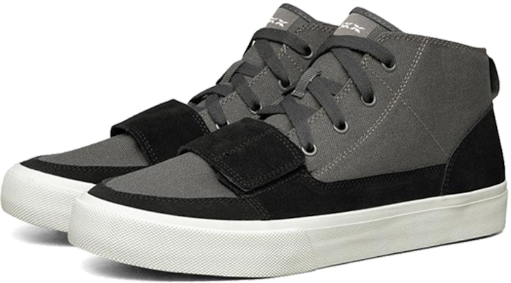 Kasut Kanvas Skechers 'Hitam' 237042-CCBK Lookbook Kasut Kanvas Skechers 'Hitam' 237042-CCBK