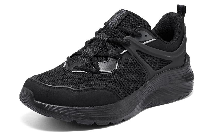 Lookbook 斯凯奇休闲款低帮“黑色” 118221-BBK