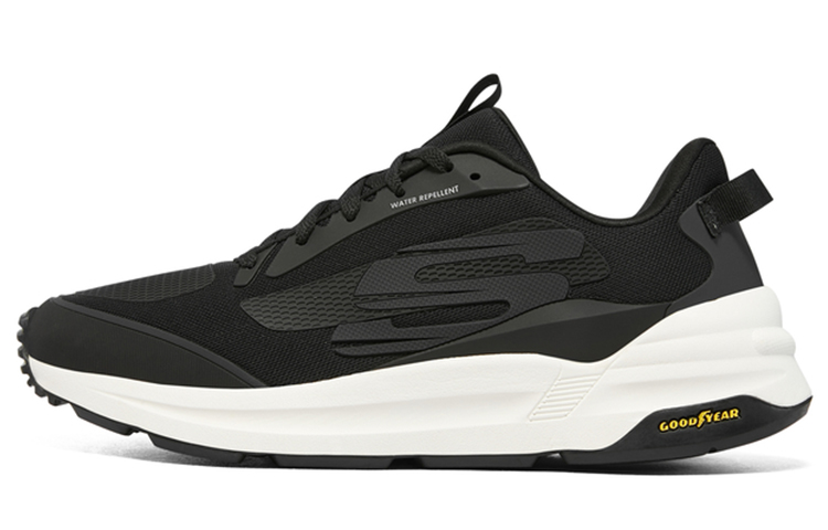 Skechers Casual Sneaker 'Black and White'