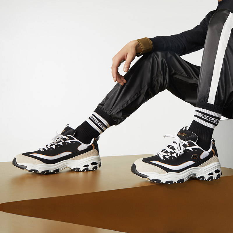 Sizing Skechers D'Lites 1.0 Hitam/Emas 666114-BKGD