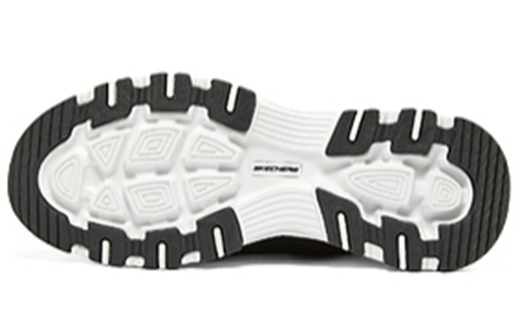 Purchase Skechers D'Lites 'Oreo Nut Cocoa' Sepatu Wanita Hitam Putih 8790138-BKGD