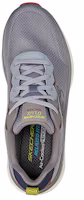 Shop Skechers Dlux Walker 低筒 跑步鞋 男款 灰色