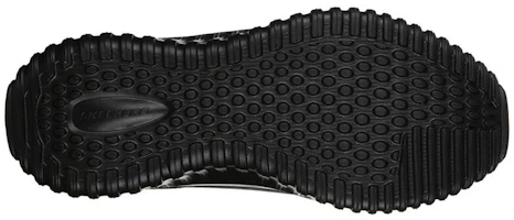 Shop Skechers 舒適寬鬆款: Depth Charge 2.0 運動休閒鞋 全黑