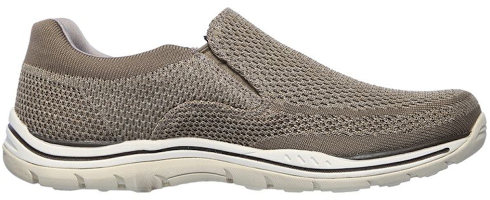 65086 skechers deals