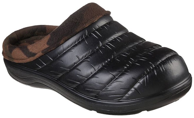 Skechers Foamies: 舒適露營者保暖包頭拖鞋 黑色 Lookbook Skechers Foamies: 舒適露營者保暖包頭拖鞋 黑色