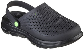 Skechers Foamies: GO Walk 5 '休闲运动凉鞋黑色' 243016-BLK Lookbook Skechers Foamies: GO Walk 5 '休闲运动凉鞋黑色' 243016-BLK