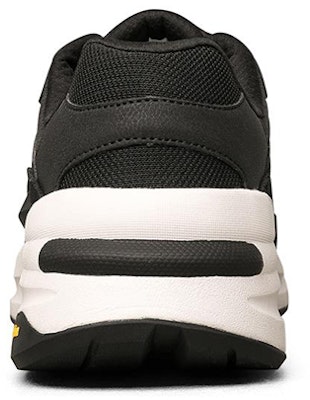 Skechers全球慢跑者低筒運動鞋 黑白 Shop Skechers全球慢跑者低筒運動鞋 黑白