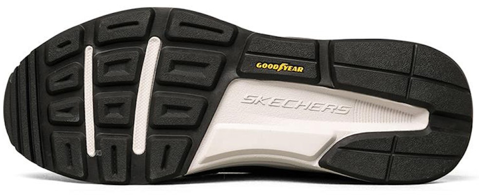 Skechers全球慢跑者低筒運動鞋 黑白 Purchase Skechers全球慢跑者低筒運動鞋 黑白