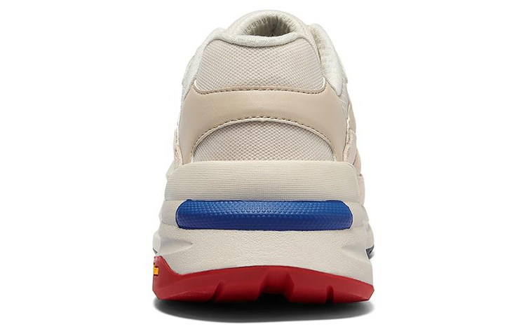 Shop Skechers Global Jogger ''Crème Laag'' 894010-OFWT