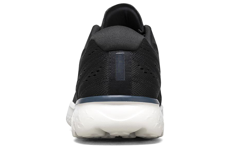 Shop Skechers Go Run 400 'Hitam Putih' 661017-BKBL