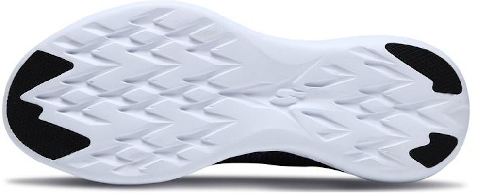 Skechers GO RUN 600 減震防滑 低幫 跑步鞋 黑白 Shop Skechers GO RUN 600 減震防滑 低幫 跑步鞋 黑白